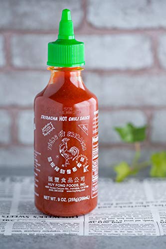 Huy Fong Sriracha Hot Chili Sauce 9 Ounce Bottle (2 Pack), Chili,Original, Red-Set Of 2