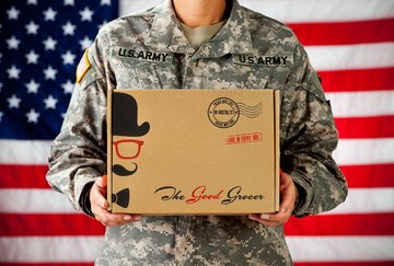 Deluxe Vegan Snacks Care Package: Delicious Vegan Jerky, Protein Bars, Cookies, Chips, Puffs, Fruit & Nuts, Healthy Gift Basket