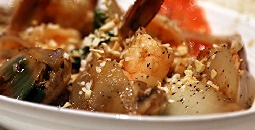 Maesri Fried Shallot & Fried Garlic Combo Pack, Ingredient & Garnish widely used in Asian Cooking, 7 Ounce & 10.5 Once Jar, 2 Pi