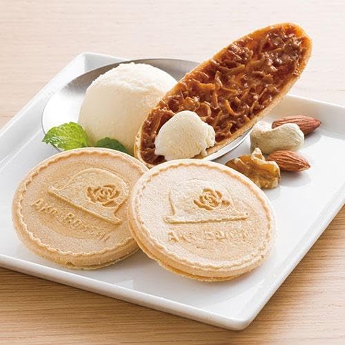Kukkia Cookies 32 Pieces 4 Flavors Chocolate, Strawberry, Dark Chocolate, Matcha Green Tea