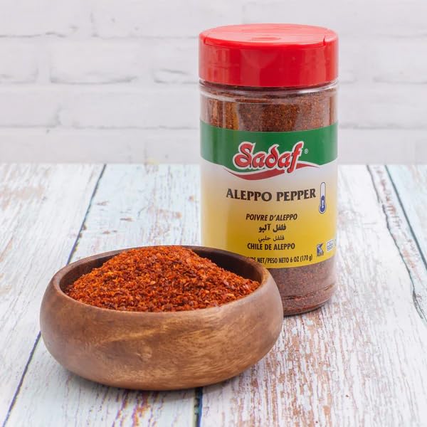 Sadaf Aleppo Pepper Flakes - 4.4 Oz Shaker Bottle - Ideal for Middle Eastern Cuisine - Kosher Red Seasoning