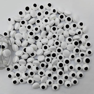 1 Bottle Candy Eyes Eyeballs Cake Cupcake Toppers Edible Eyes for Decorating - Halloween, Christmas, Easter, and Edible Art Proj