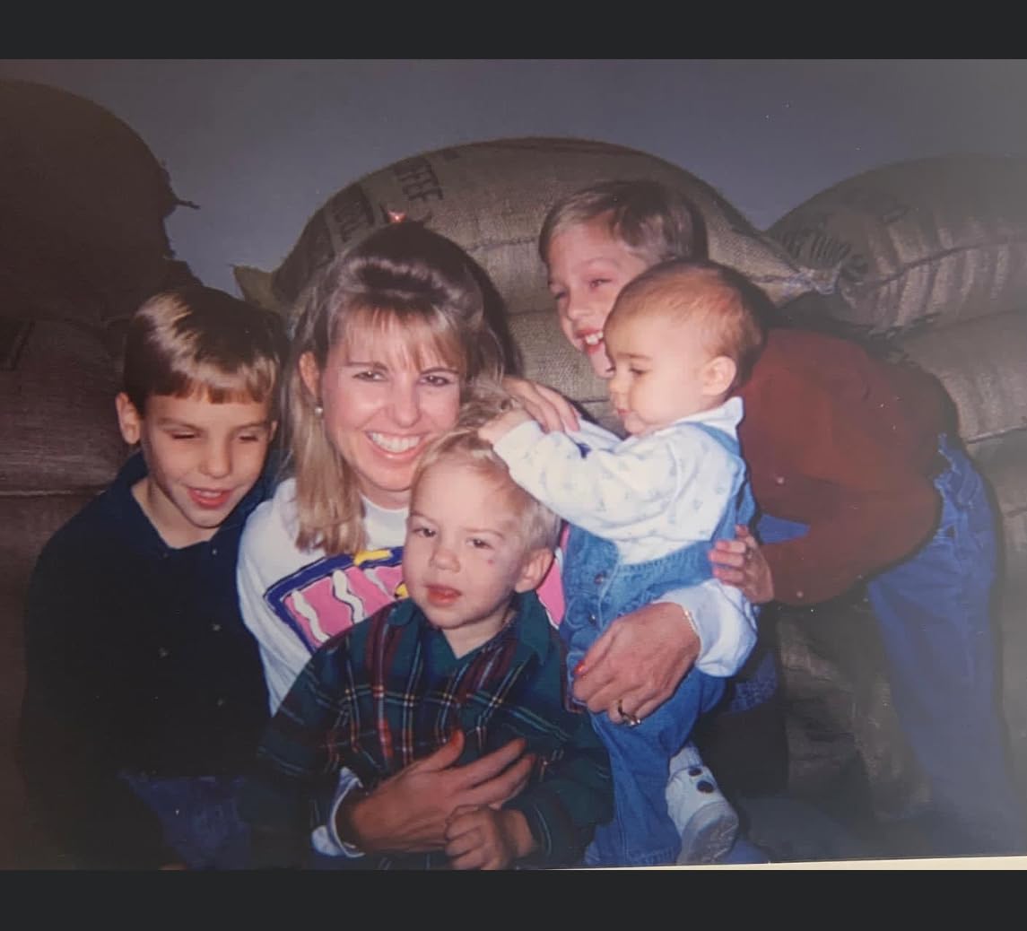 Bright And Early Ground Native Pecan Coffee Medium Roast (2.5 Lb.)