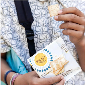Simple Mills Almond Flour Crackers Snack Packs, Fine Ground Sea Salt, Healthy Snacks for Kids, Cheese Crackers, Gluten Free, 8 C