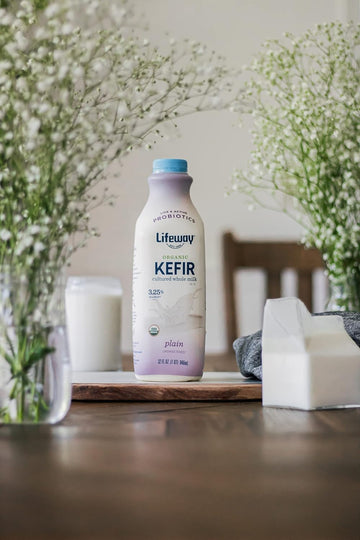 Lifeway Organic Whole Milk Kefir - 10g Protein, 12 Live Active Probiotic Cultures, Up to 99% Lactose Free, Gluten Free - Plain,