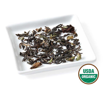 Golden Moon Tea Organic Darjeeling Loose Leaf Tea - Non GMO - 8 oz Bulk, 96 Servings