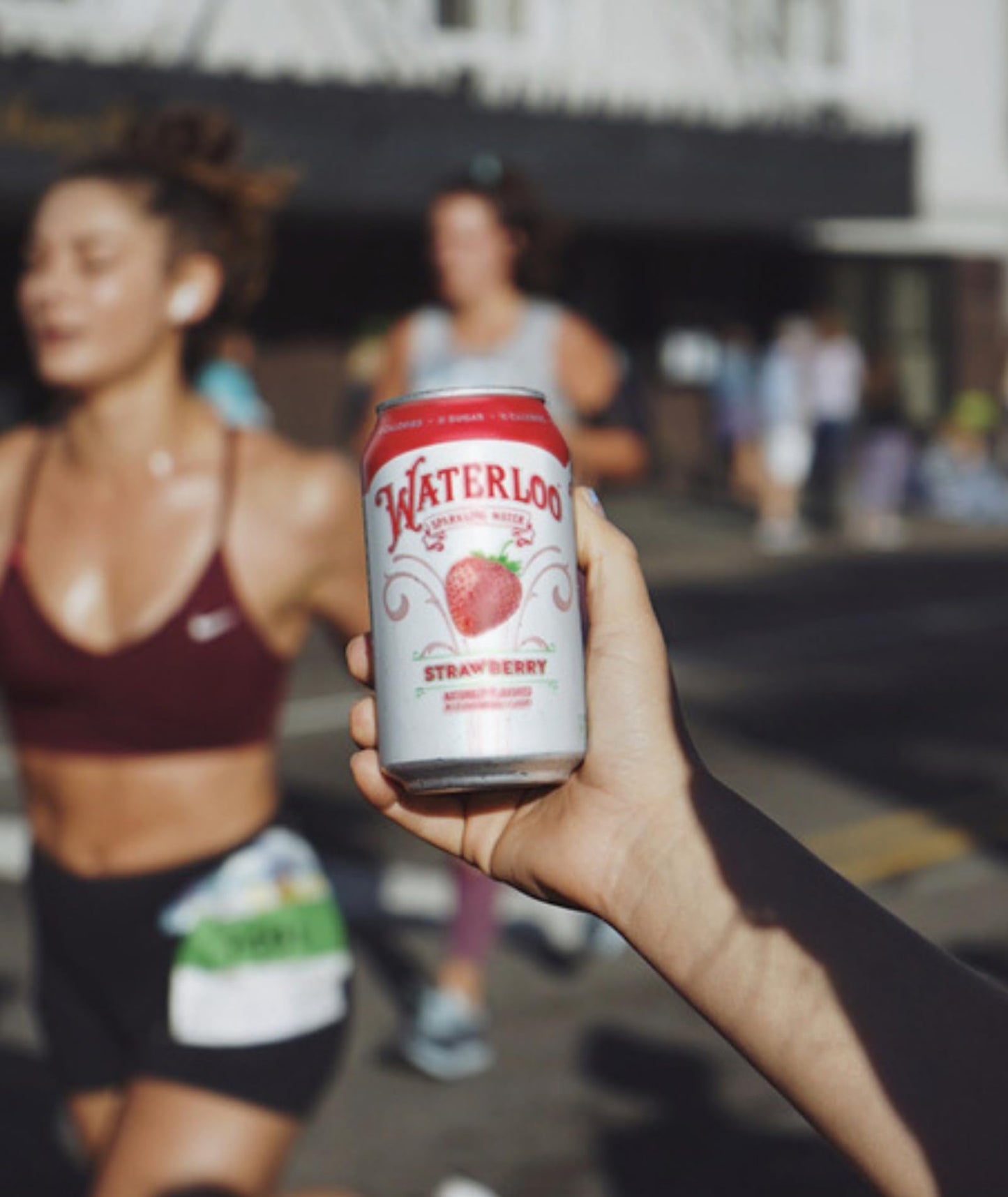 Waterloo Sparkling Water, Strawberry Naturally Flavored, 12 Fl Oz Cans (Pack Of 12) - Zero Calories And Zero Sugar Or Sweeteners