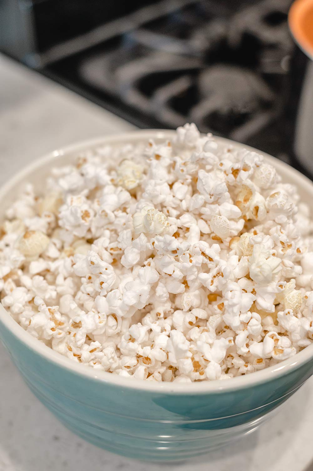 Amish Country Popcorn Peanut Oil - Non-GMO, Gluten Free, Kosher - 1 Gallon