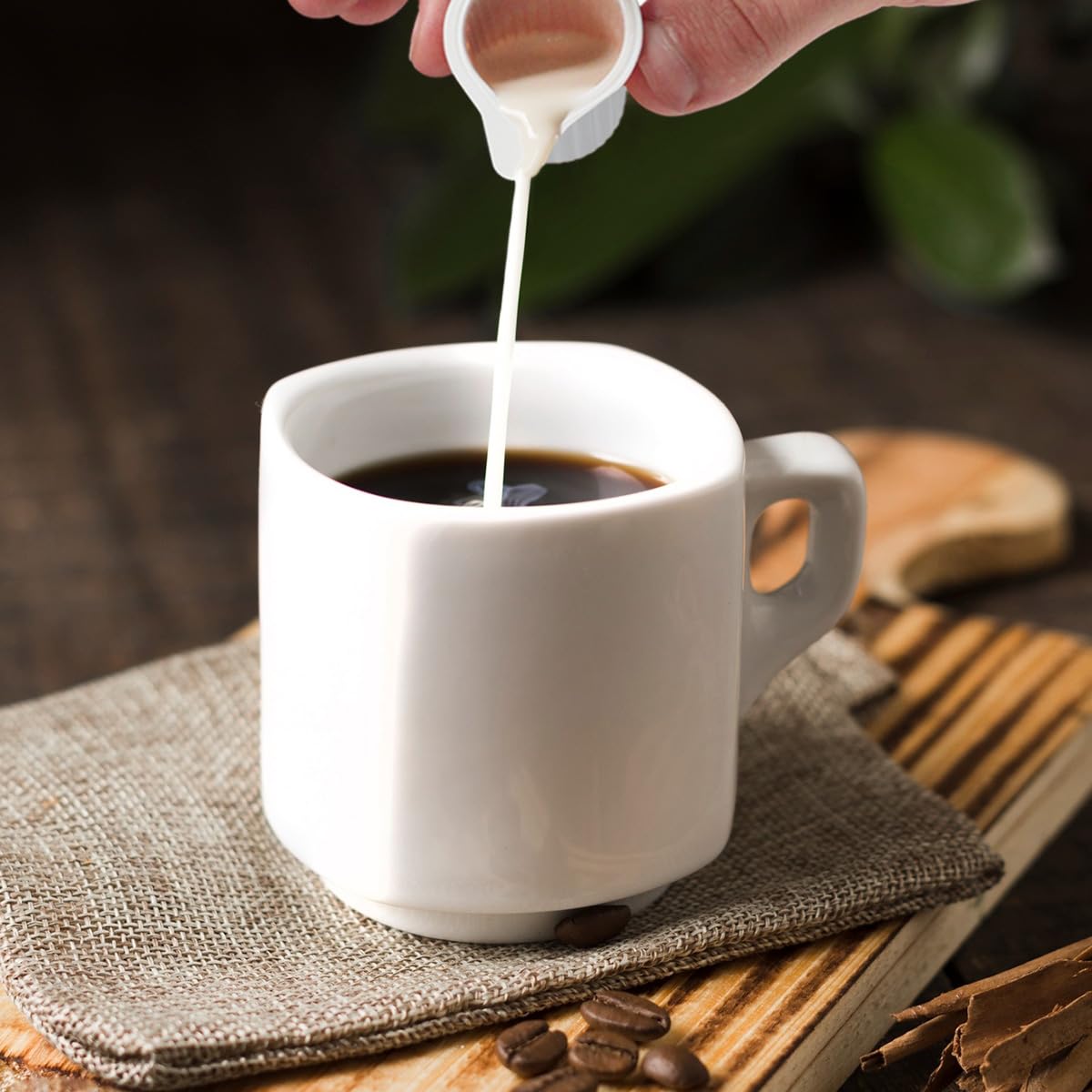 Half & Half Single Creamer 48 pieces of Individual Coffee Creamers Perfect Creamer Pods for Home Office Travel Restaurants and Coffee Stations