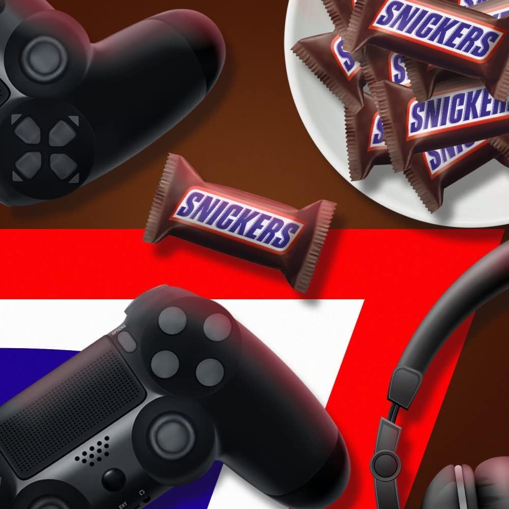 Yummy Chew Snickers Fun Size Candy Bars - Bulk Pack of 25 - Individually Wrapped Chocolate Candy