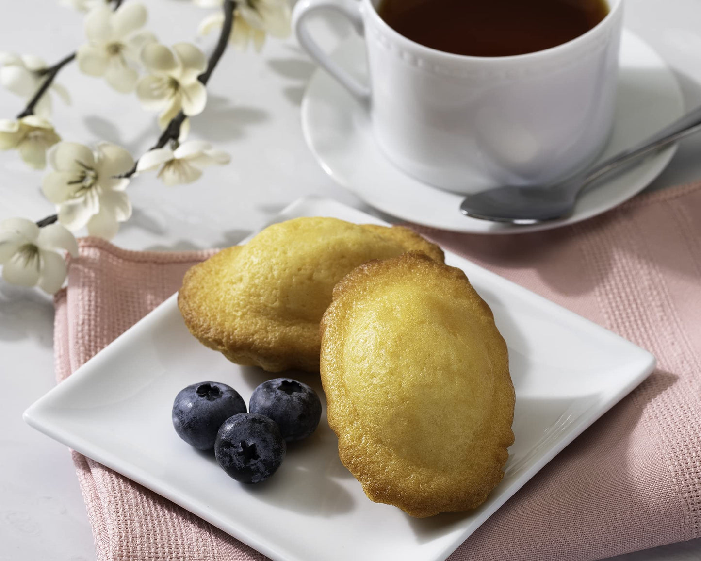 Wine Country Gift Baskets Gourmet Feast - Gift Size 15 x 8 x 14, Multicolor, Model 524