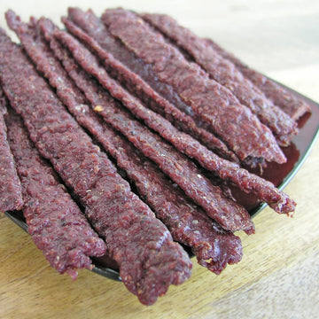 Hi Mountain Jerky Seasoning And Cure Kit | Mandarin Teriyaki Blend | Create Savory Homemade Beef Jerky | Great For Beef, Deer, Elk, & Venison | Mix Will Season Up To 15Lbs. Of Meat (1 Box)