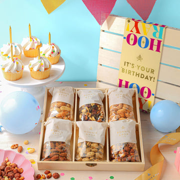 BONNIE AND POP Happy Birthday Food Gift Basket, 6 Piece Assortment, Gourmet Snack in Wooden Crate