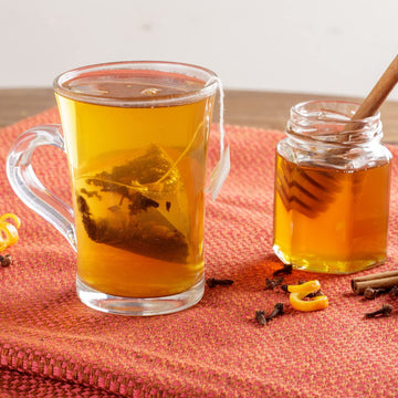 Harney & Sons Hot Cinnamon Spice Tea - 30 Tea Sachets (Pack Of 2) - Black Tea With Oranges & Sweet Cloves