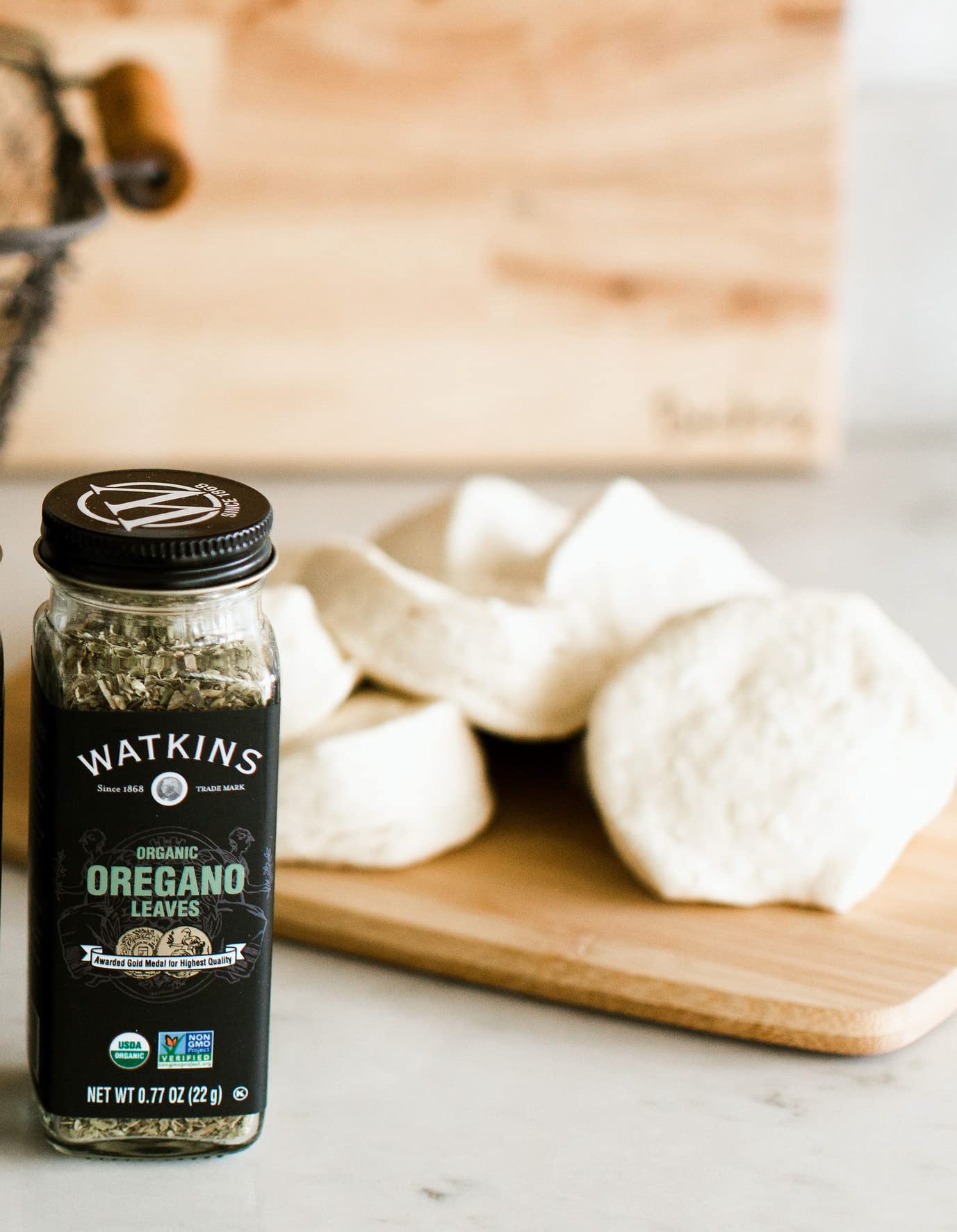 Watkins Gourmet Organic Oregano Leaves Spice Jar, 0.67 Ounce