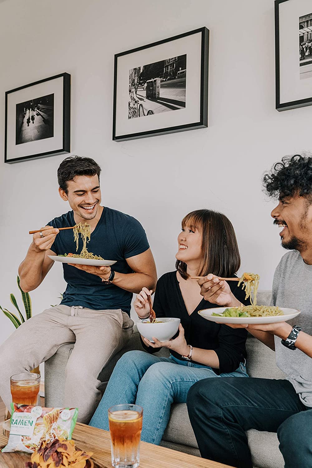 Lemonilo Ramen - Chick'N Chow Mein - Healthy Instant Ramen - Oven Baked Noodles With Spinach And Leek - Made With All-Natural In