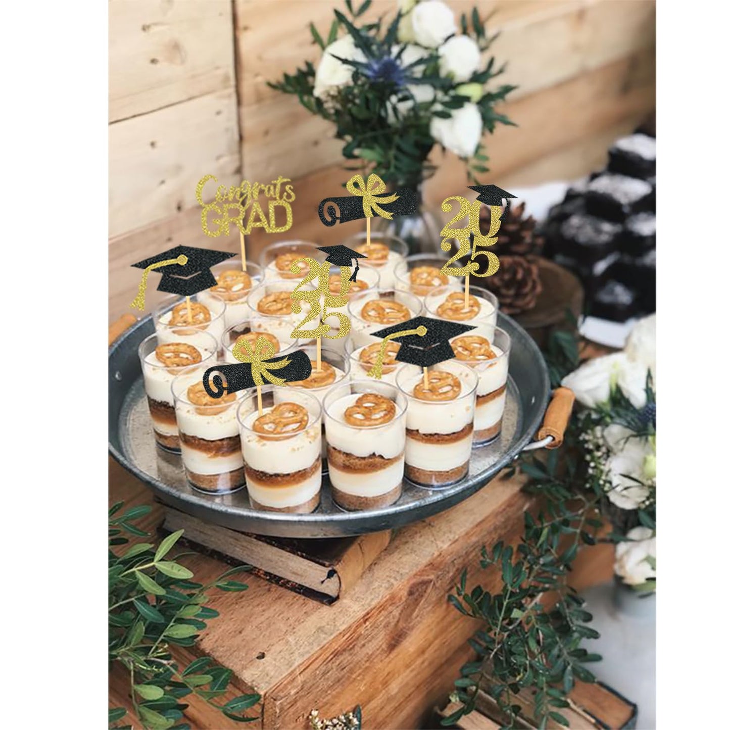24Pcs Graduation Cupcake Toppers, Graduation Cupcake Picks For Cupcake Food Decorations - Class Of 2025 Cupcake Toppers Supplies (Gold)
