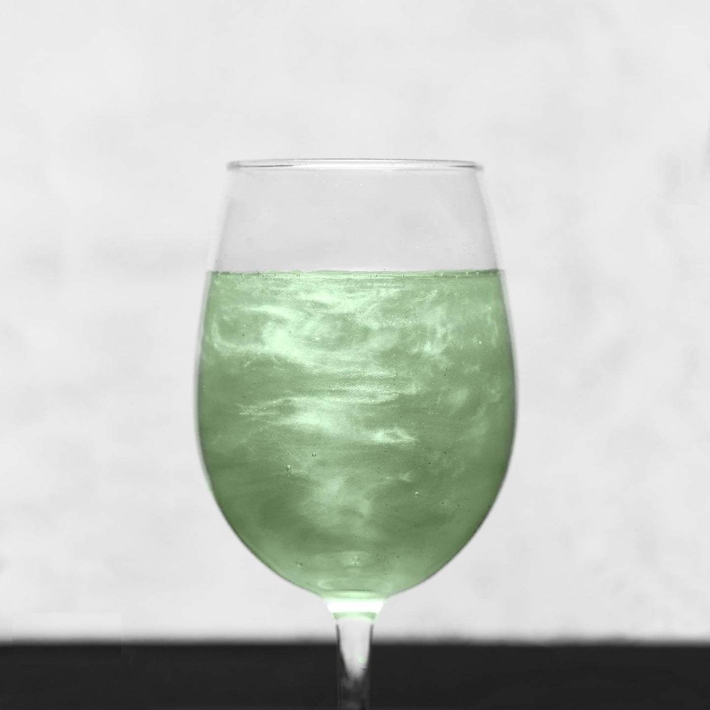 Bakell - Soft Green Tinker Dust (5G, 1X Jar) Edible Glitter For Food, Desserts, And Beverages!