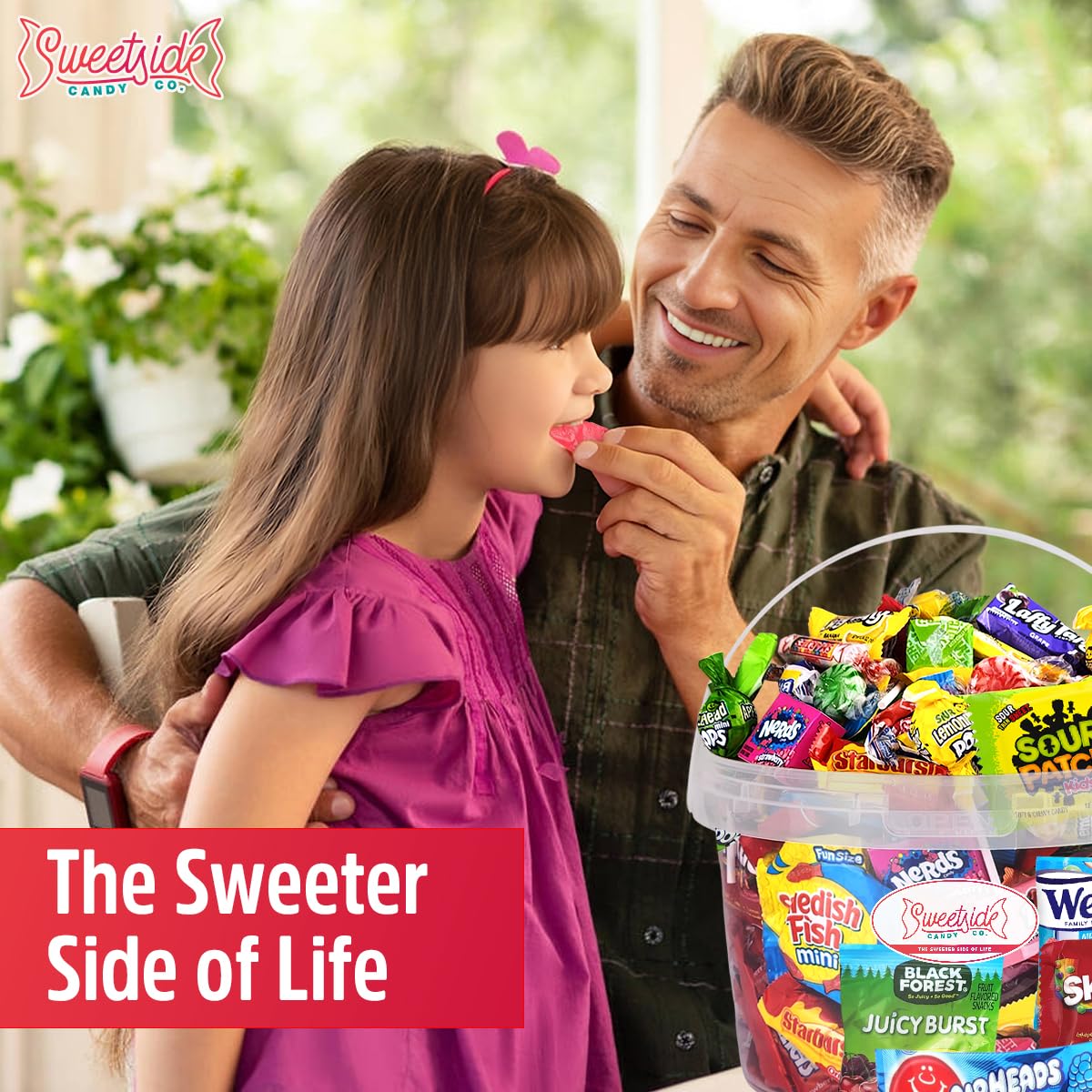 SWEETSIDE CANDY CO. Bulk Candy Variety Pack - 4 Pound Assorted Candy Box for Parties, Kids, College Students & Adults - Gold Gift Basket