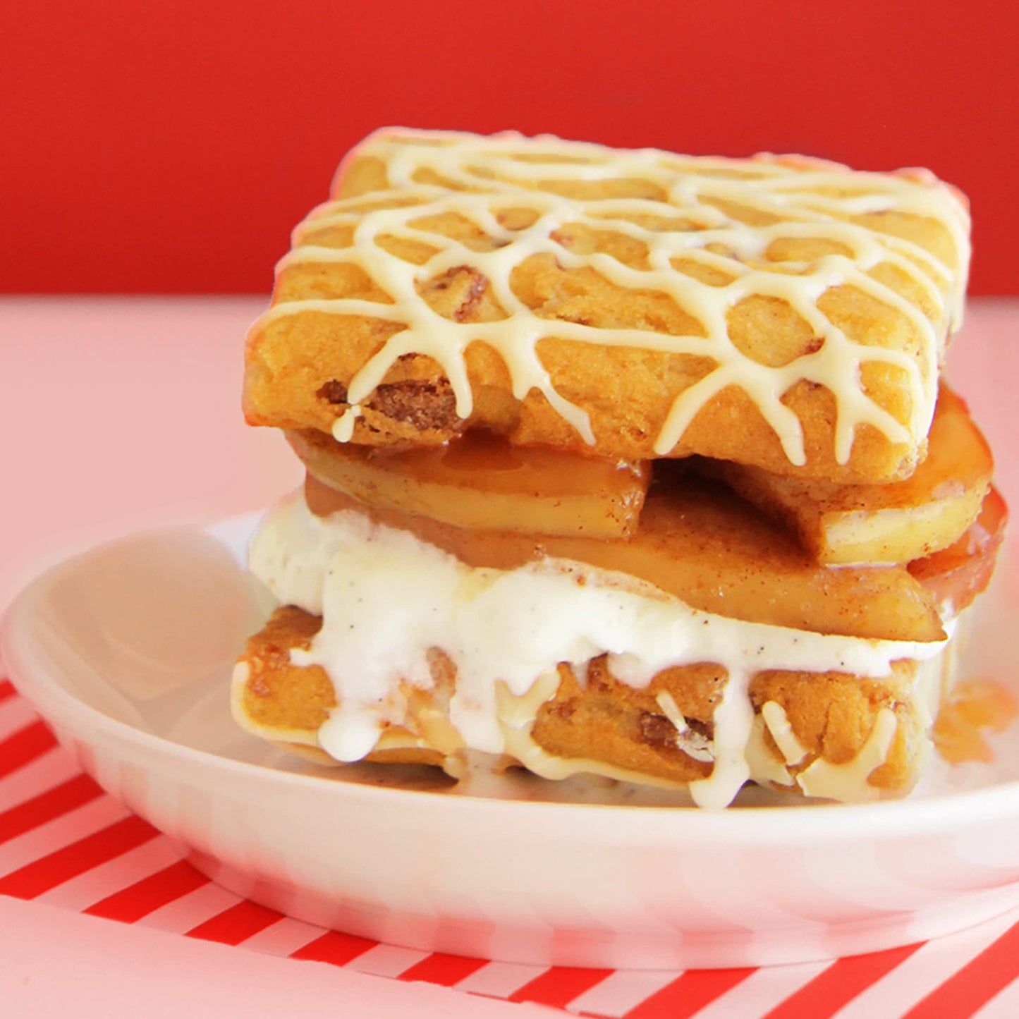 Fiber One 70 Calorie Soft-Baked Bars, Cinnamon Coffee Cake, Value Pack, 12 Bars, 10.6 Oz (Pack Of 4)