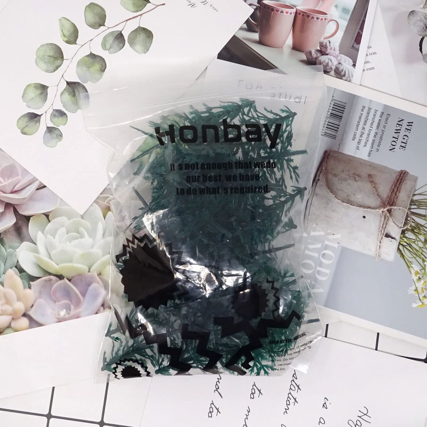 Honbay 20PCS Plastic Evergreen Tree Cupcake Toppers Tree Cake Decorations Cake Decorating Pick for Christmas Party Favor