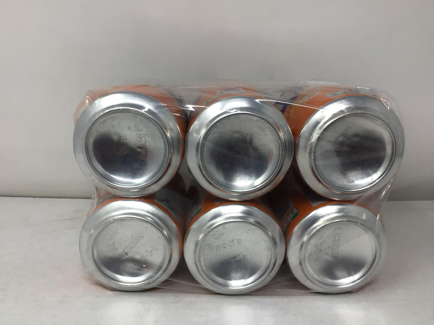 European Fanta Orange Soda 6-Pack Of Cans 6 X 330 Ml
