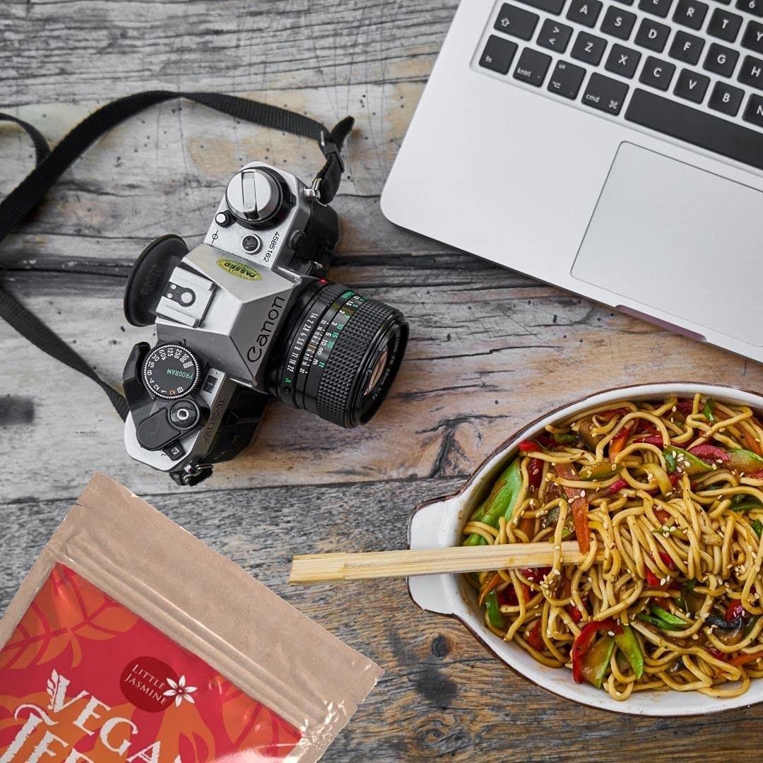 Little Jasmine Vegan Jerky, Red Chili Flavor, Plant Based Protein, Vegetarian Food, 7.5 Oz