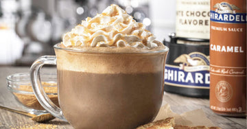 Ghirardelli Caramel Sauce Squeeze Bottle, 16 Ounce (Pack 3) with Ghirardelli Stamped Barista Spoon