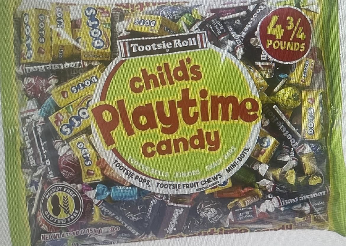 candy mix Childs Play Candy Favorites, 4 lbs 3/4of Individually Wrapped Party Candy - Funtastic Candy Variety Mix Bag - Peanut