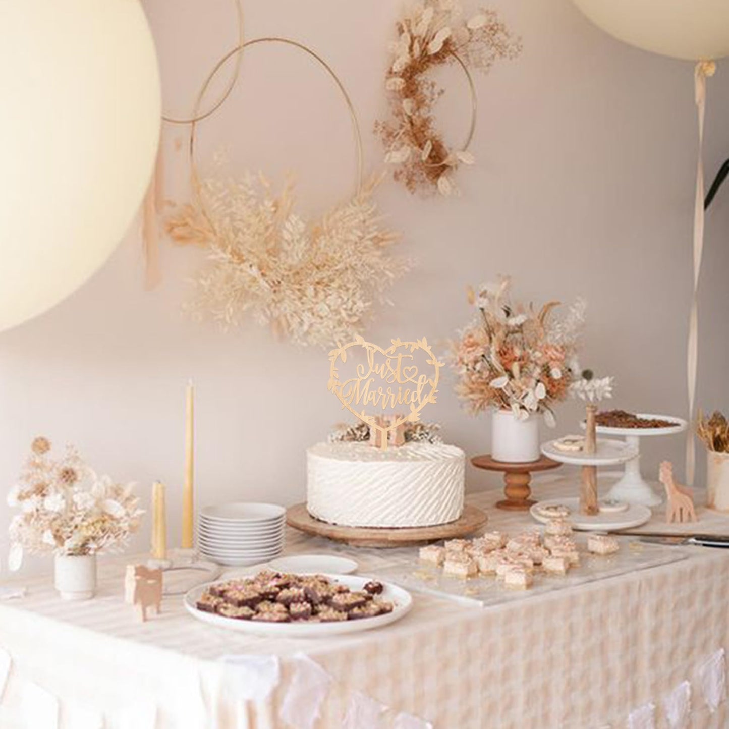 1 Pack Just Married Cake Topper Glitter Wooden Leaves Wedding Engagement Cake Pick Mr And Mrs Love Heart Cake Decoration For Bri