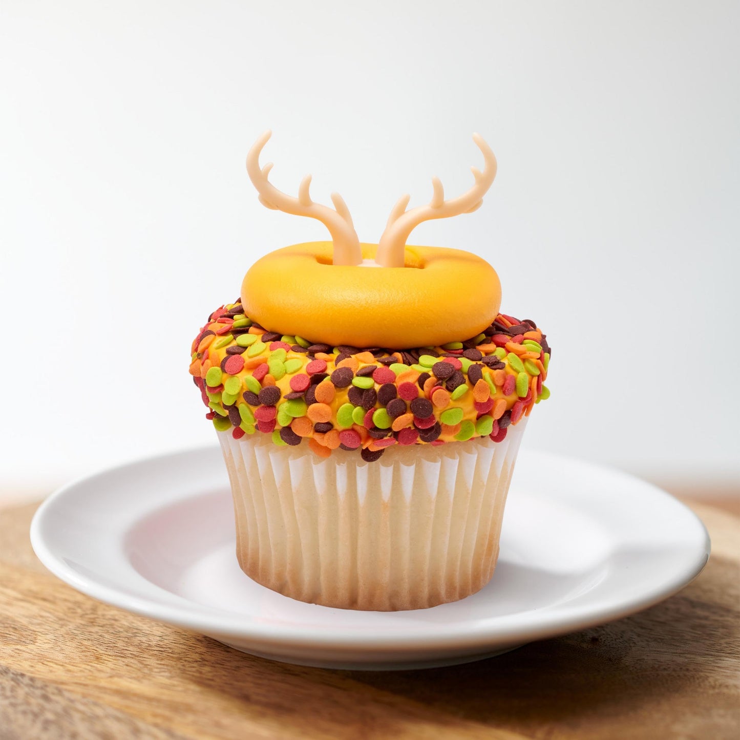 Decopac Autumn Thanksgiving Quins Fancy Sprinkles, 19.5Oz, Candy Sprinkles In Handheld Container, Edible Sprinkles For Celebration Cakes, Cupcakes, Cookies