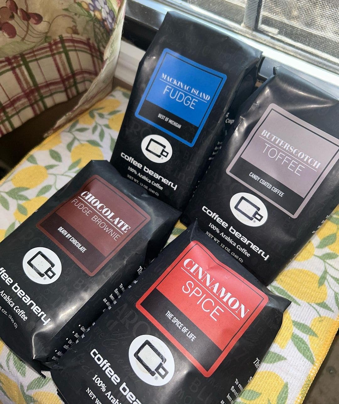 Cinnamon Spice Flavored Coffee, Specialty Arabica Coffee, Medium Roast, 12 Ounce, Automatic Drip (Ground)