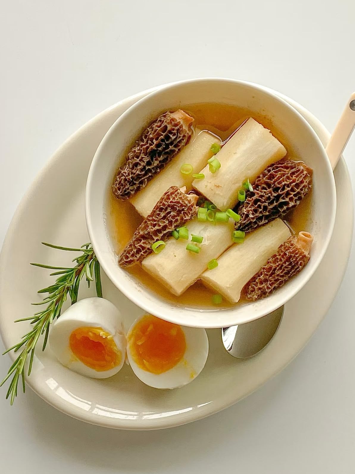 easyum Premium Dried Morel Mushrooms, 8 oz Dehydrated Cooking Mushrooms