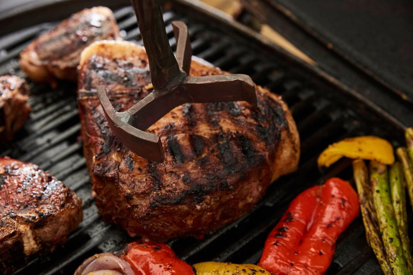 Watkins Yellowstone Smoky spirit-inspired flavor Seasoning and Rub, 5.6oz, Pack of 1