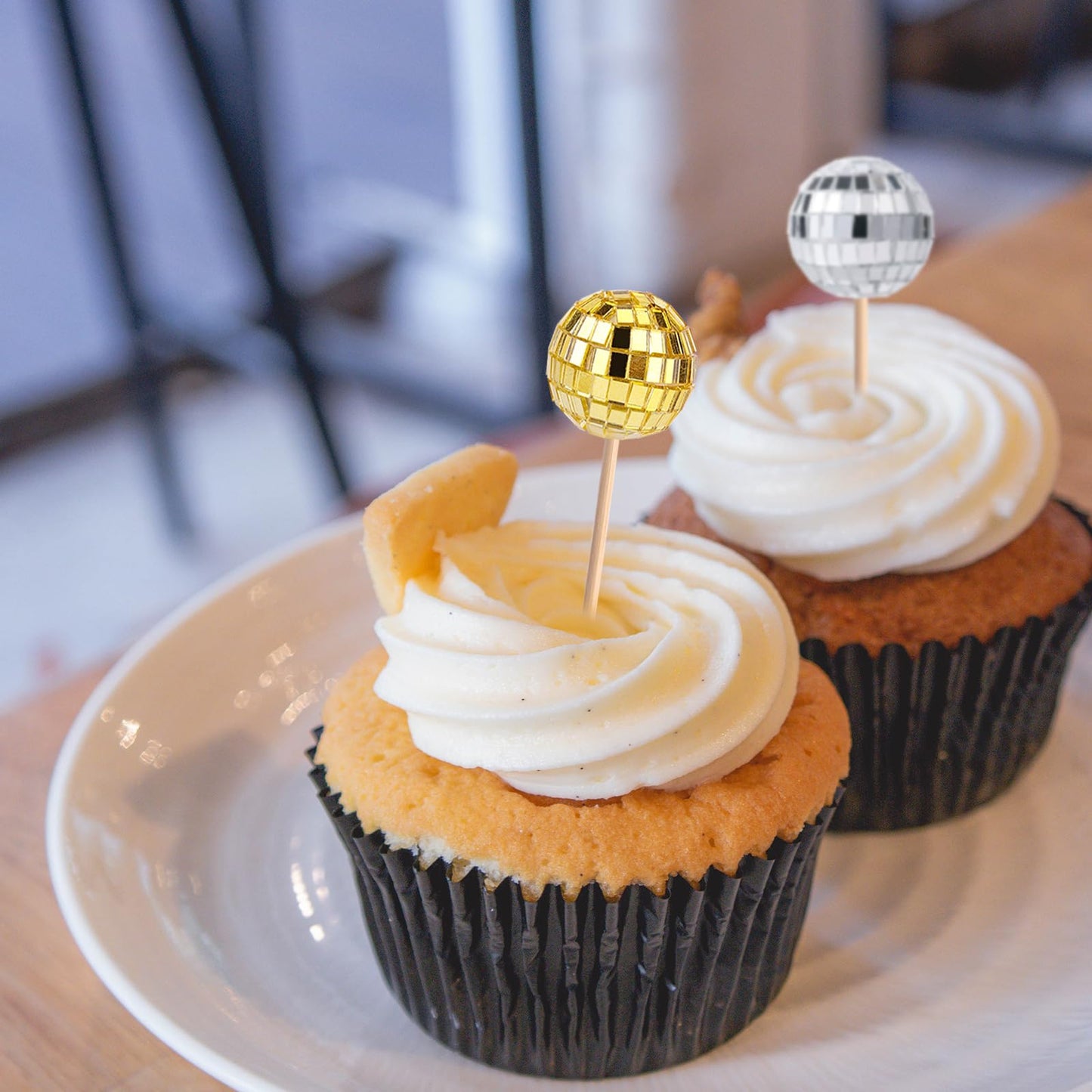PEUTIER 30pcs Disco Ball Cupcake Toppers, Retro Cake Decorations, 70s Theme Party Supplies, Silver & Gold