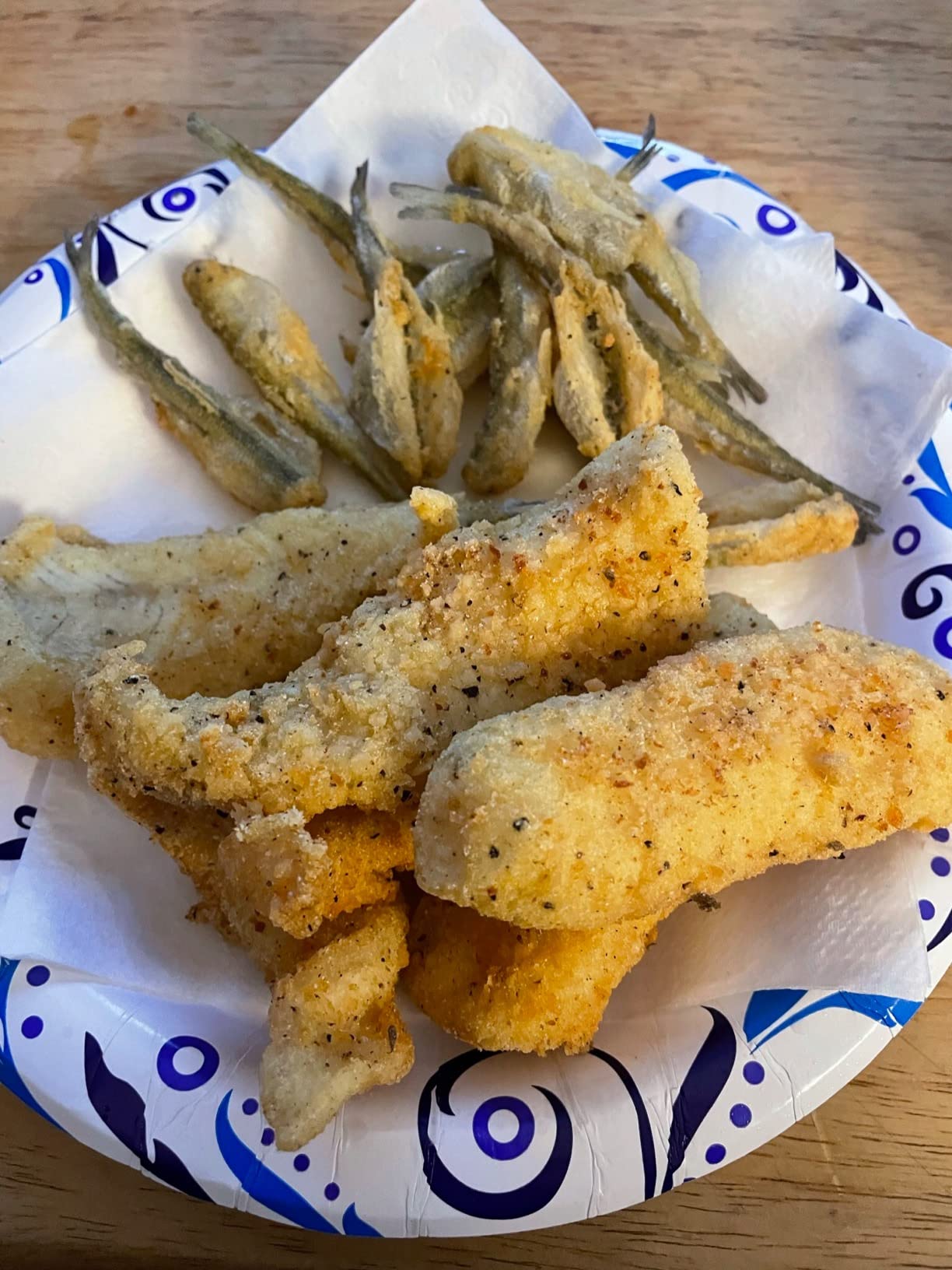 J.R Mads Madgic Fish Breading, Seasoned Crispy Fish Fry Seafood Breading, Season Coating Mix For Fish 20 oz
