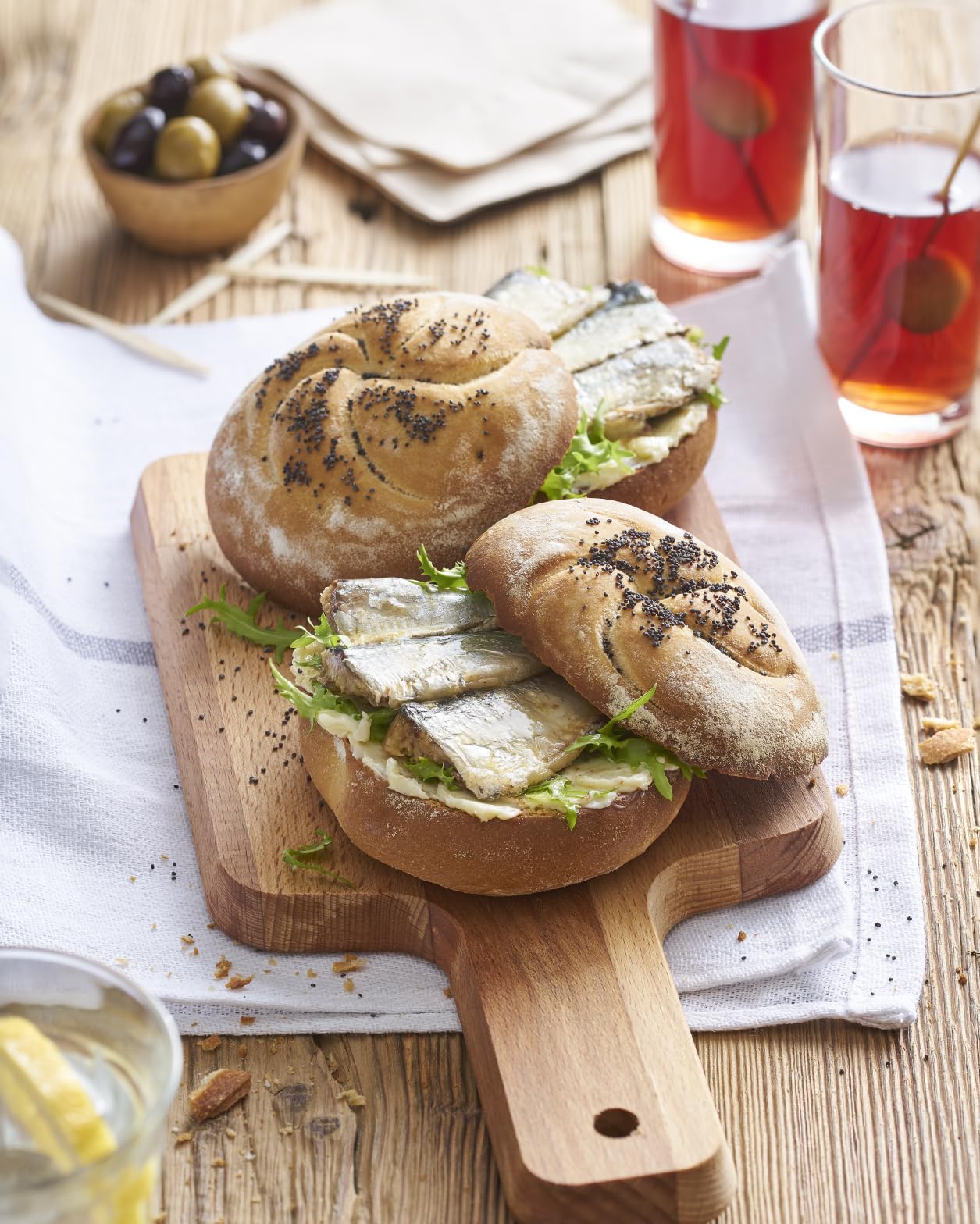 Ortiz Sardines A La Antiqua 'Old Style', Moist And Tender, Wild Caught In Spain And Hand-Packed In Premium Extra Virgin Olive Oil, Enjoy In Salads, Sandwiches And On Toast, 6.7Oz Jar (Pack Of 1)