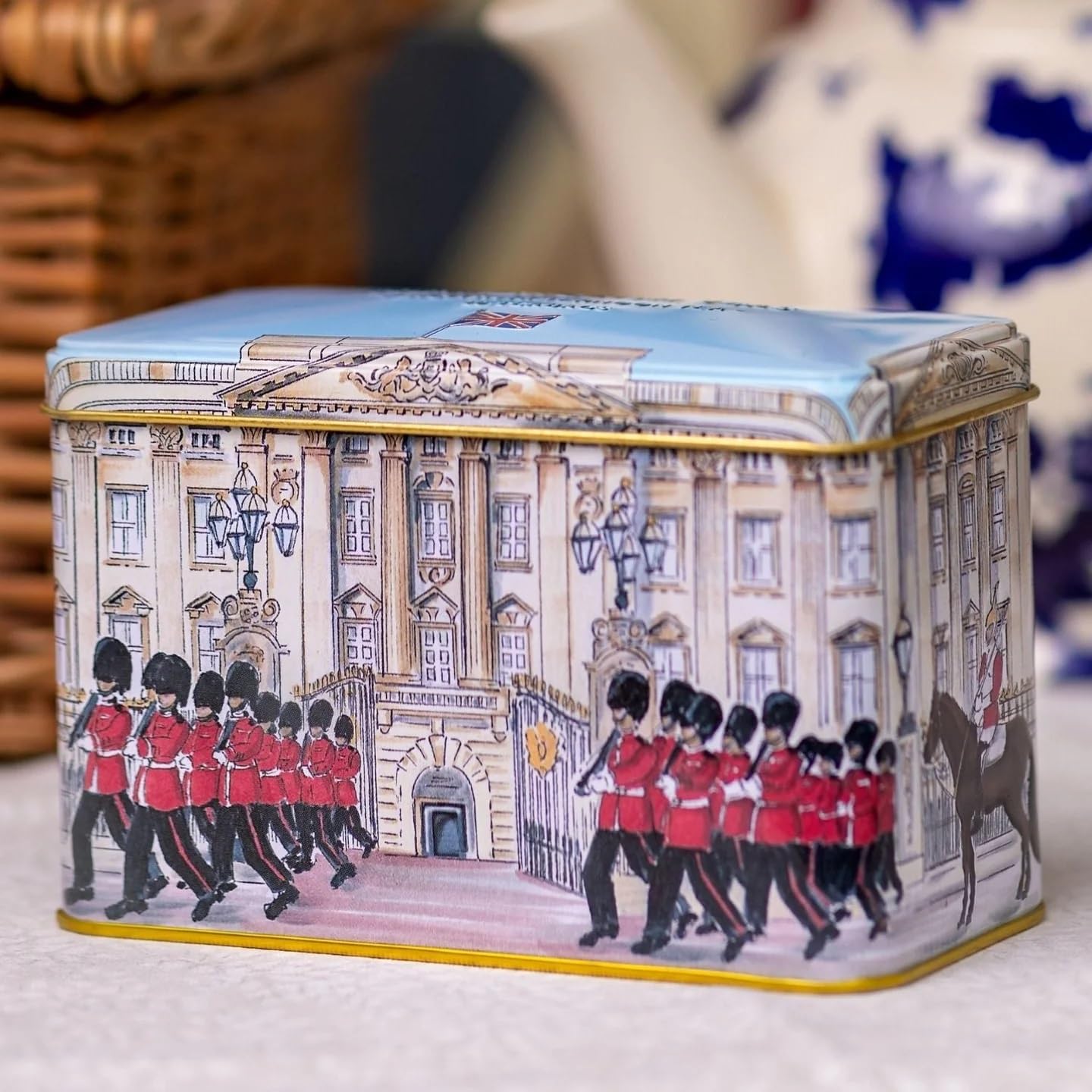 Buckingham Palace Tea Tin With 40 English Afternoon Teabags