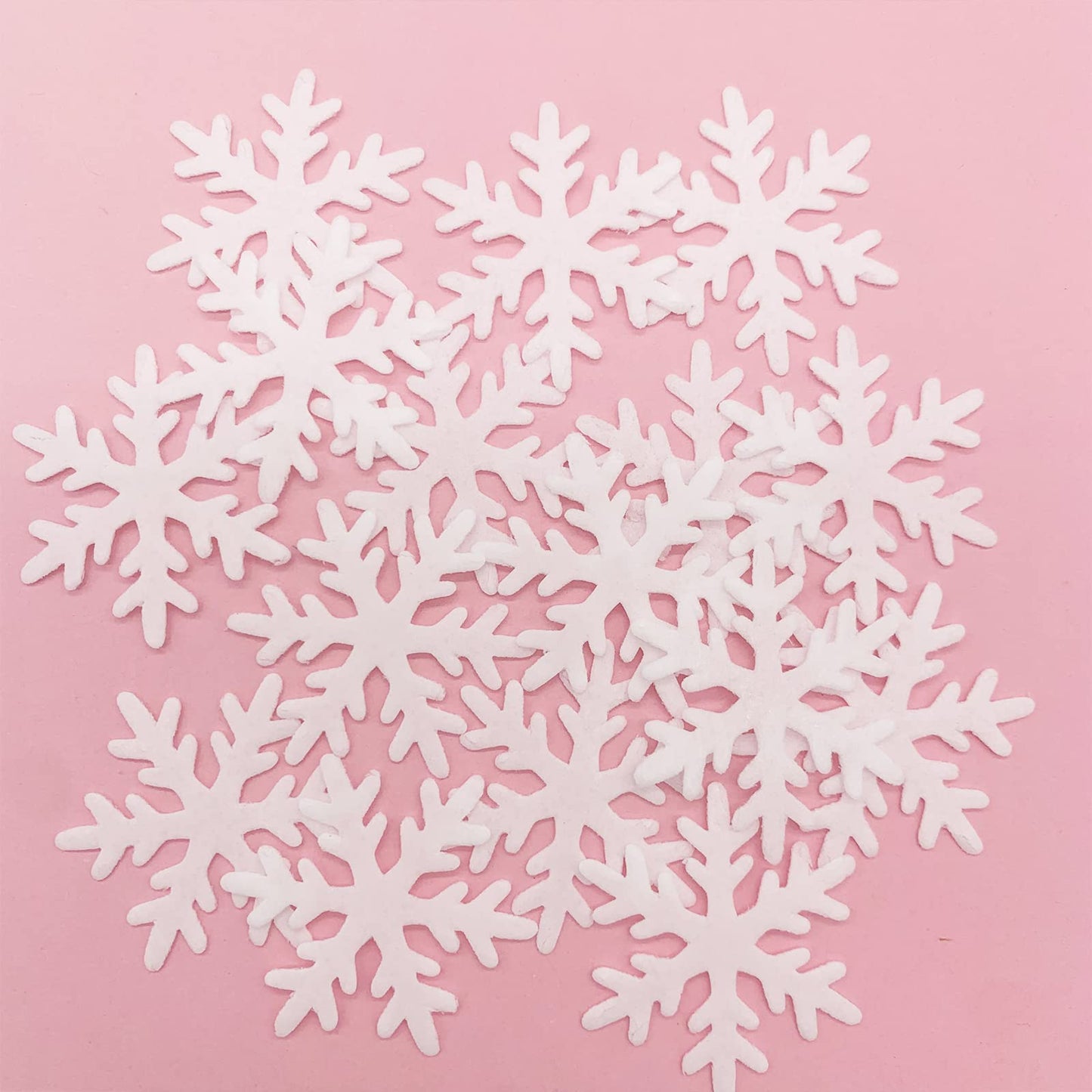 Weraru 50Pcs White Snowflakes Edible Cake Toppers Cupcake Decoration For Winter Frozen Theme Party