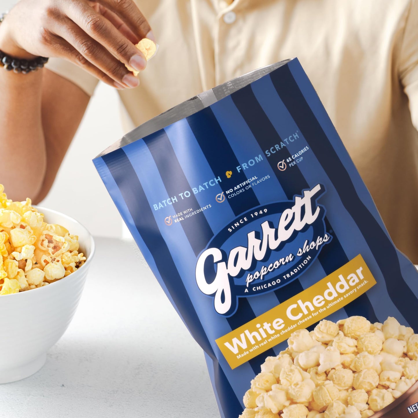 Garrett Popcorn White Cheddar Gourmet Popcorn, Gluten Free, 5oz (Pack of 4)