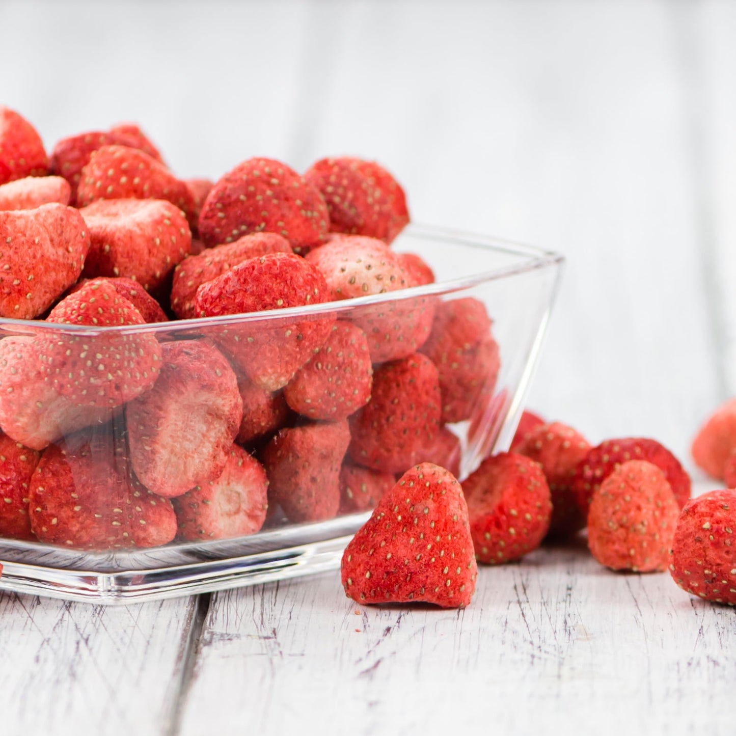 Anna And Sarah Freeze Dried Slice Strawberries 4 Oz, 100% Natural Sliced Fruit, Great For Healthy Snacks, Smoothies Or Trail Mix