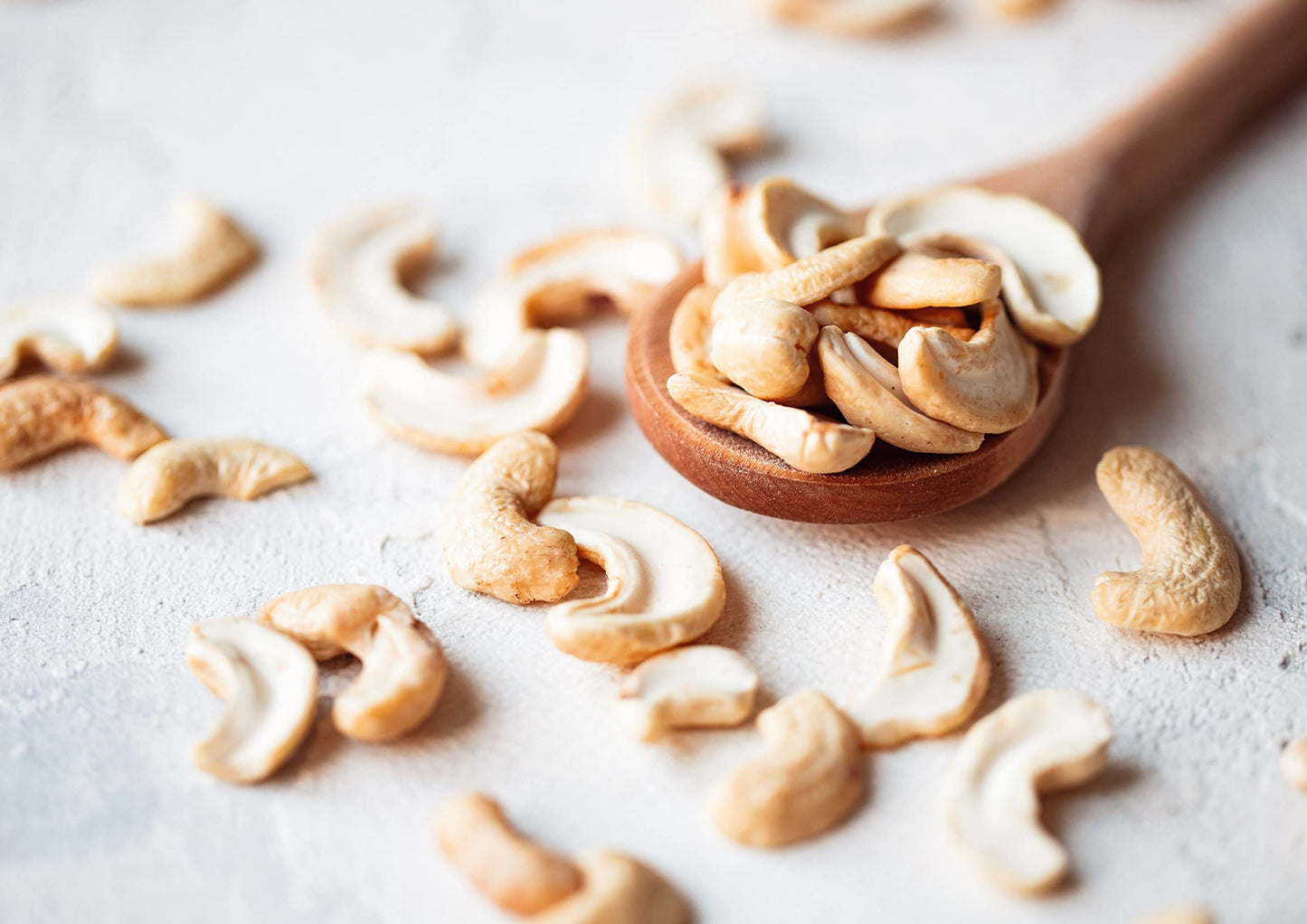 Food to Live Organic Cashew Pieces, 4 Pounds Non-GMO, Kosher, Vegan, Unsalted, Unroasted, Bulk