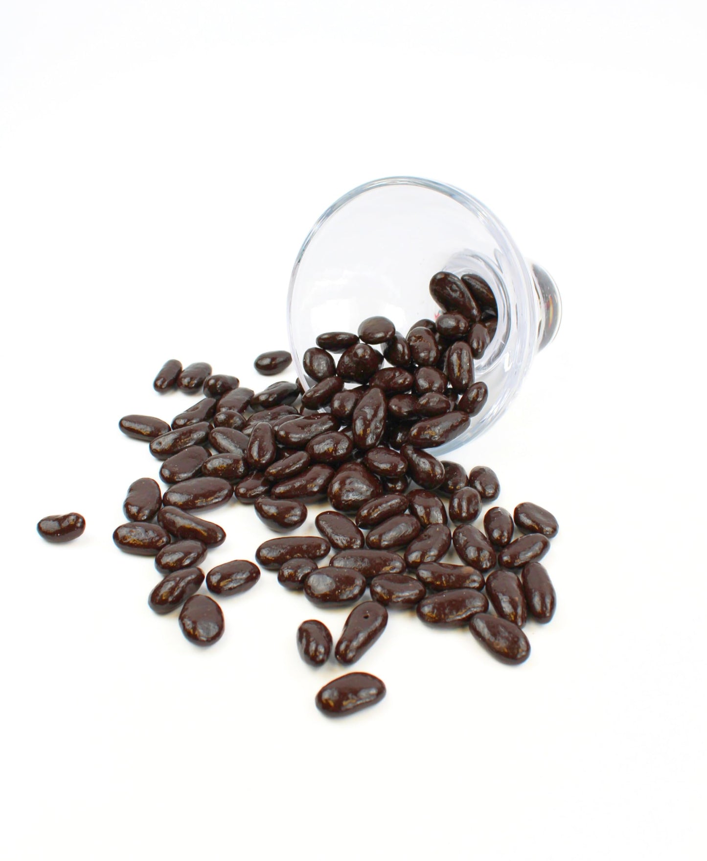 Dark Chocolate Covered Raisins, Bulk Chocolate Covered Plump Candy Raisins By Queen City Candy Cave (1 Pound)