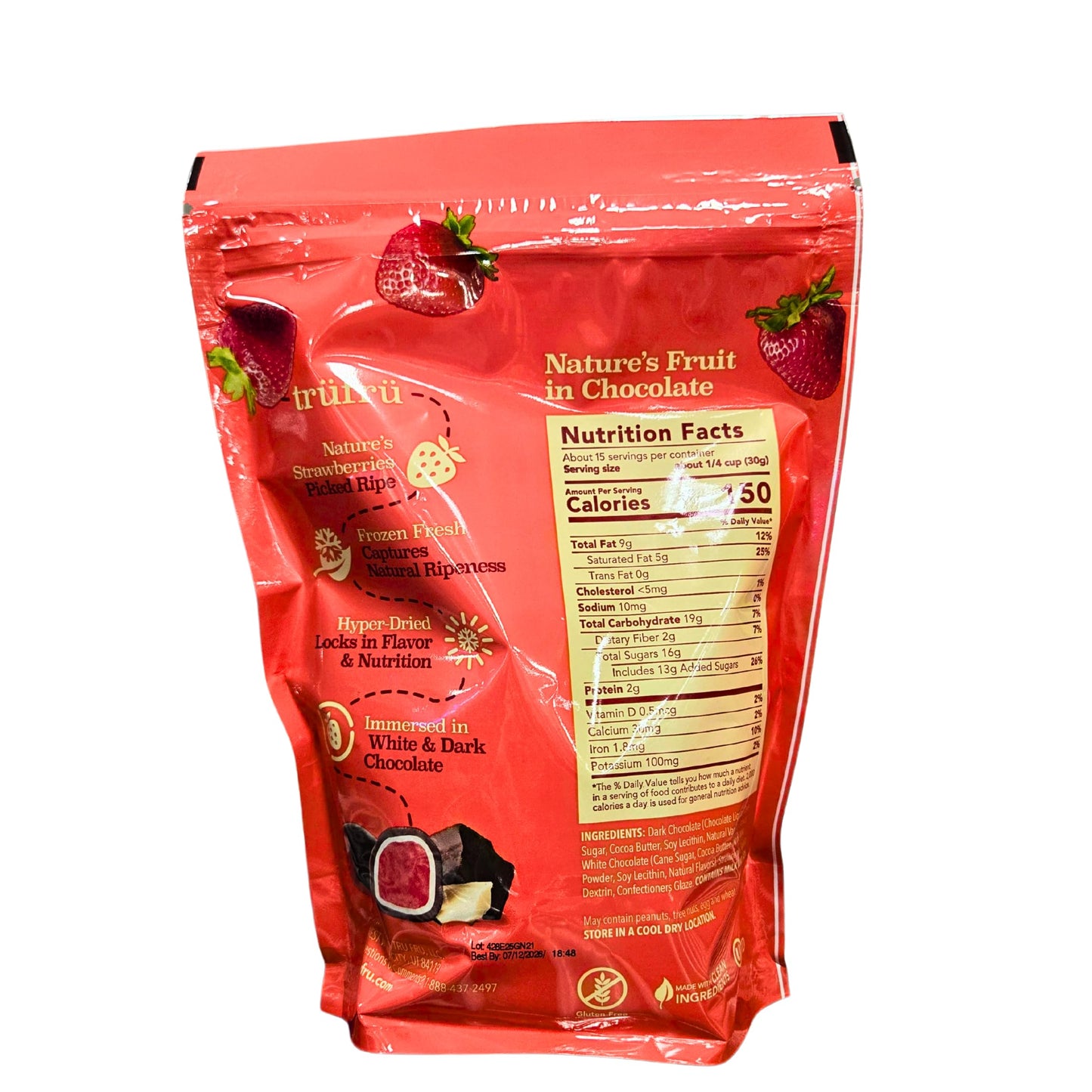 Chocolate Covered Strawberries, Hyper-Dried Fresh, White And Dark Chocolate Coating With Free Bag Sealer Clip