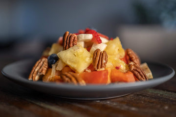 La Nogalera - 2 Lbs Natural Shelled Pecan Halves. Raw Pecan Nuts That Compare To Organic, No Shell, Non-Gmo, Kosher And Halal Ce