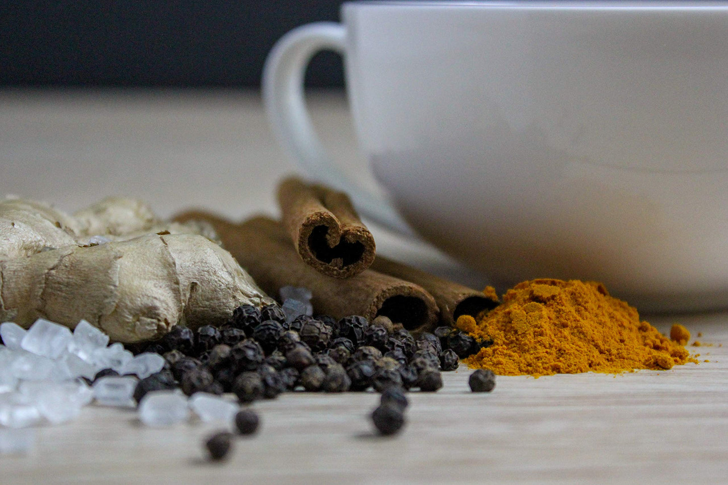 Pride Of India Turmeric Chai Latte Powder - Instant Golden Milk - 8.82oz Jar - Caffeine-Free - Makes 20-25 Cups