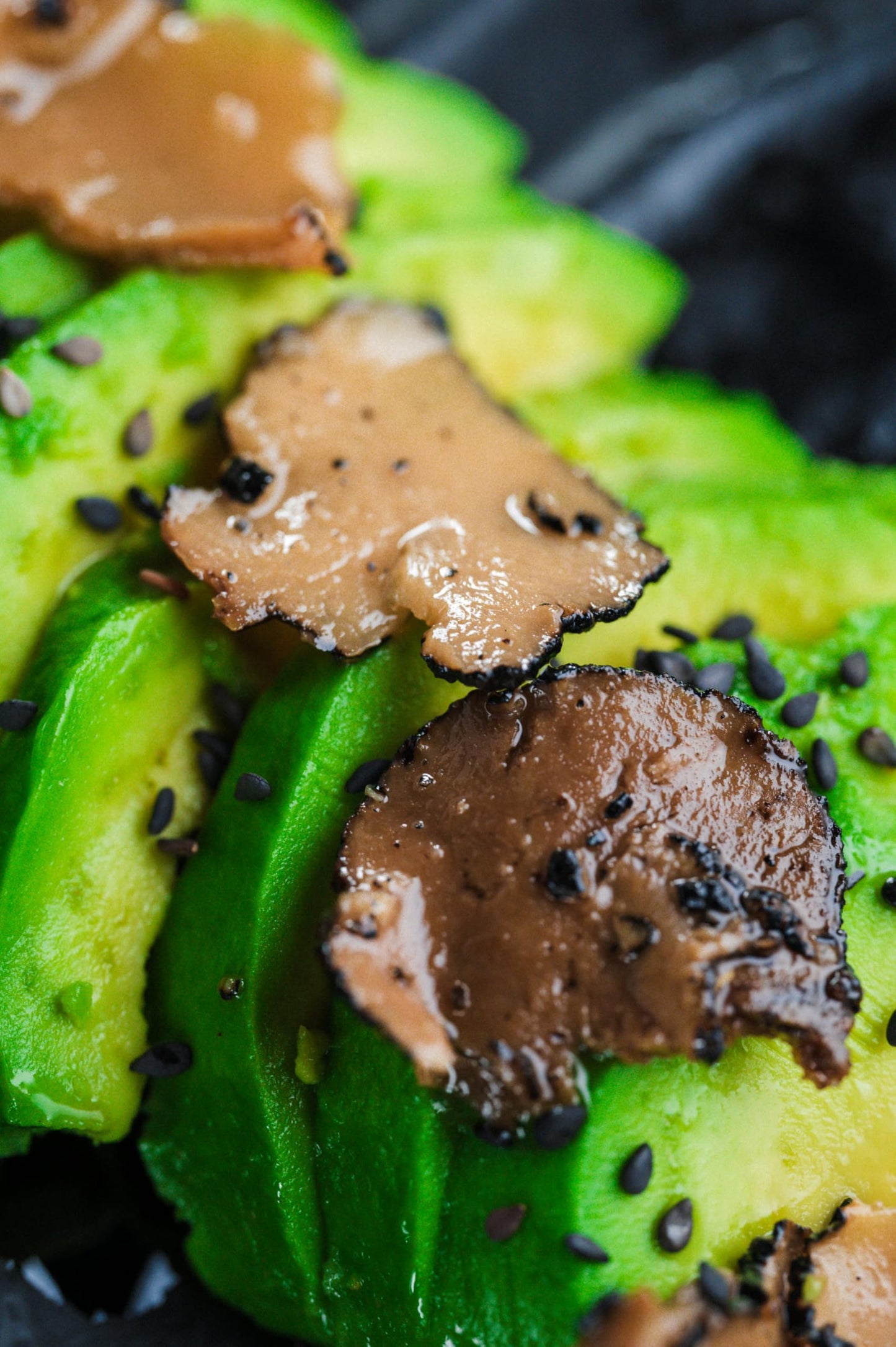 La Rustichella - Whole Black Truffles - 100% Made In Italy | Vegan, Gluten-Free, Cholesterol-Free (3,52 Oz (100 Gr))