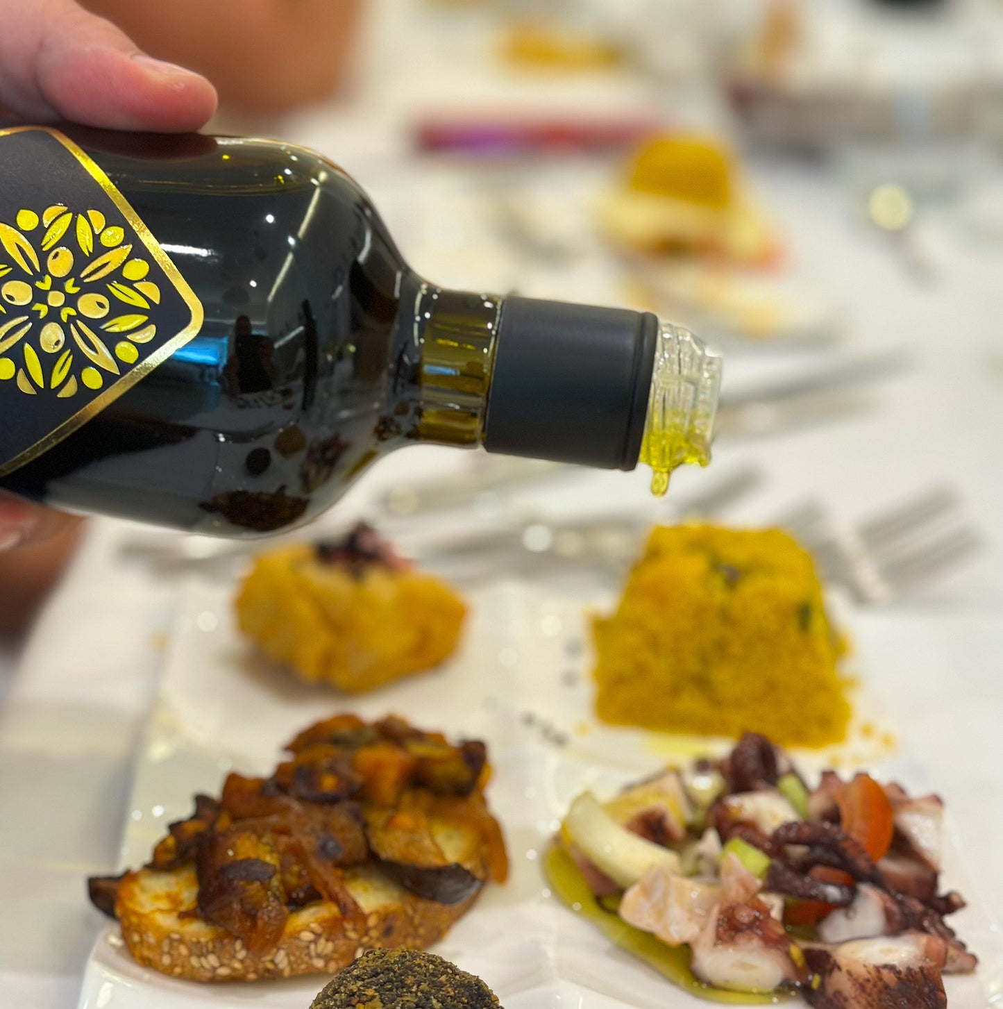 GALBASA Organic Lemon Oil - First Cold Pressed Extra Virgin Olive Oil - 16.9 Fl Oz - Green - No Pesticides, Polyphenol Rich
