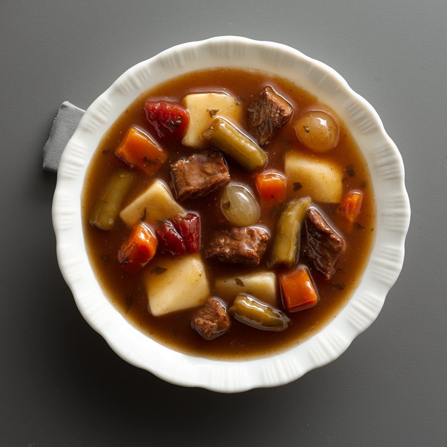 Progresso Beef Pot Roast with Country Vegetables Soup, Gluten Free, 18.5 oz - Pack of 12, Rich & Hearty Canned Soup