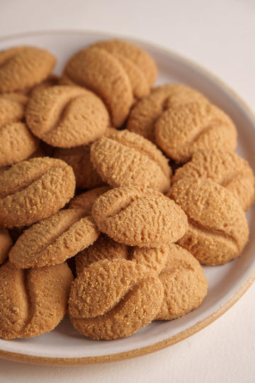 CAFE QUINDIO Coffee Cookies - Cafecitas Bundle x8 (8 packs of 1.2oz/35g each) - Light Brown